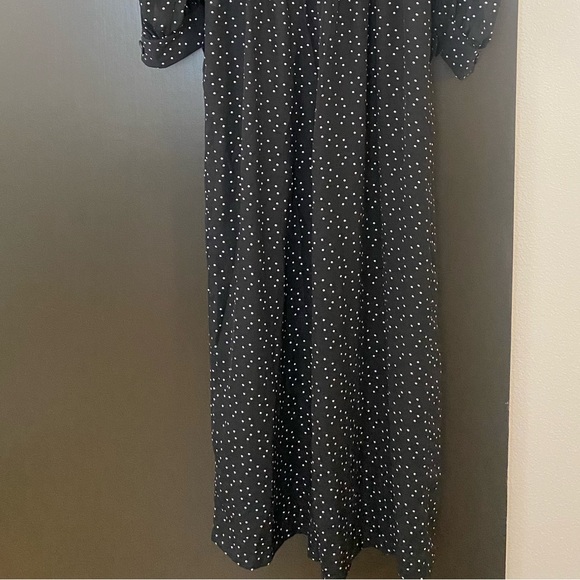 Max Studio Polkadot long sleeve dress (large) - Picture 4 of 5